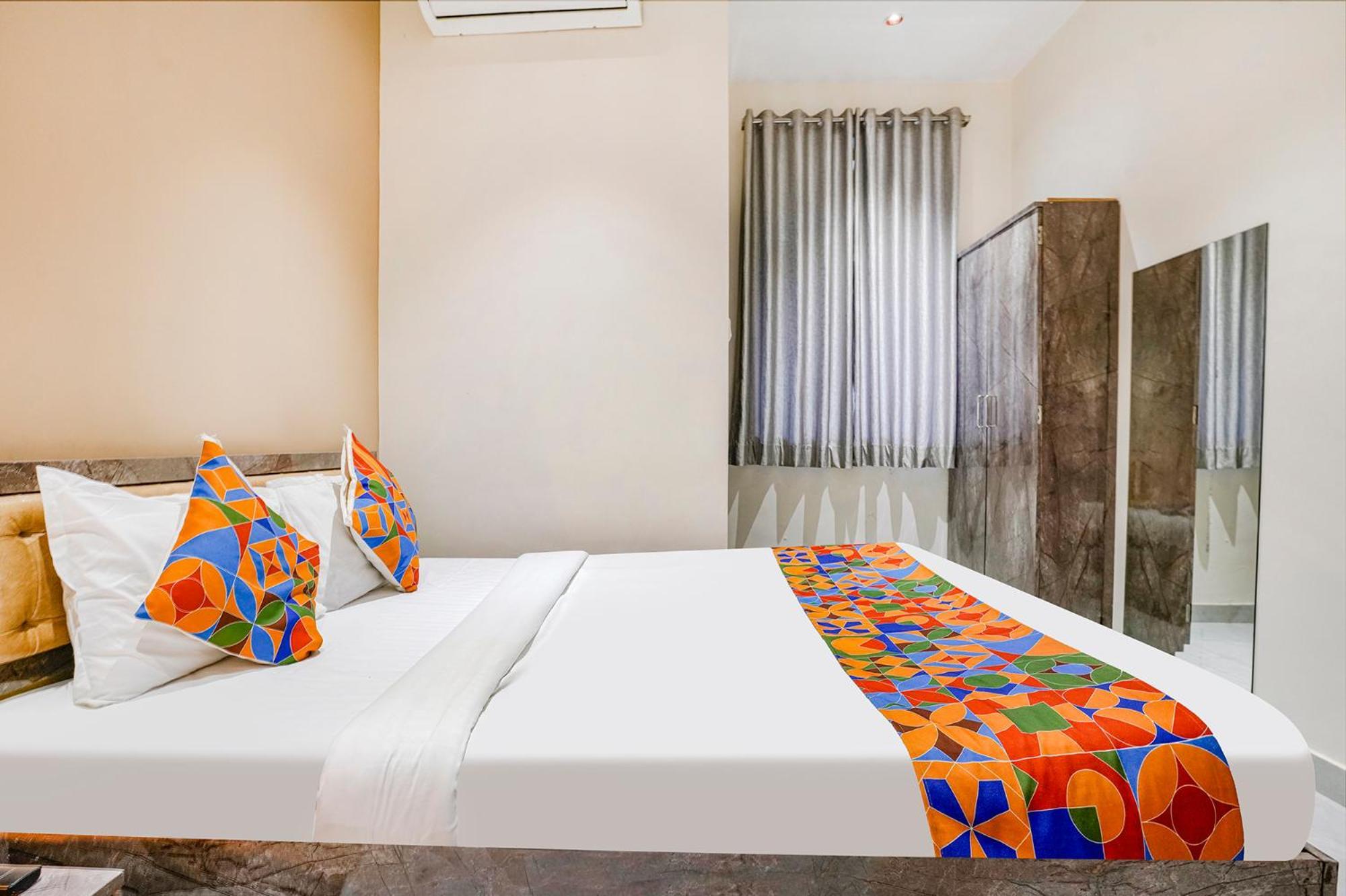 Fabexpress Royal Inn Нави Мумбаи Экстерьер фото